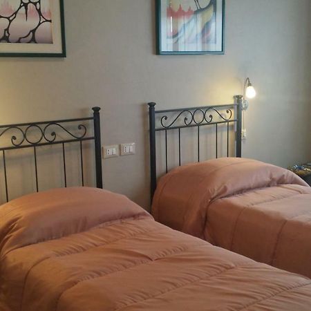 B&B Scalinata Leopardi Ασκόλι Πιτσένο Εξωτερικό φωτογραφία